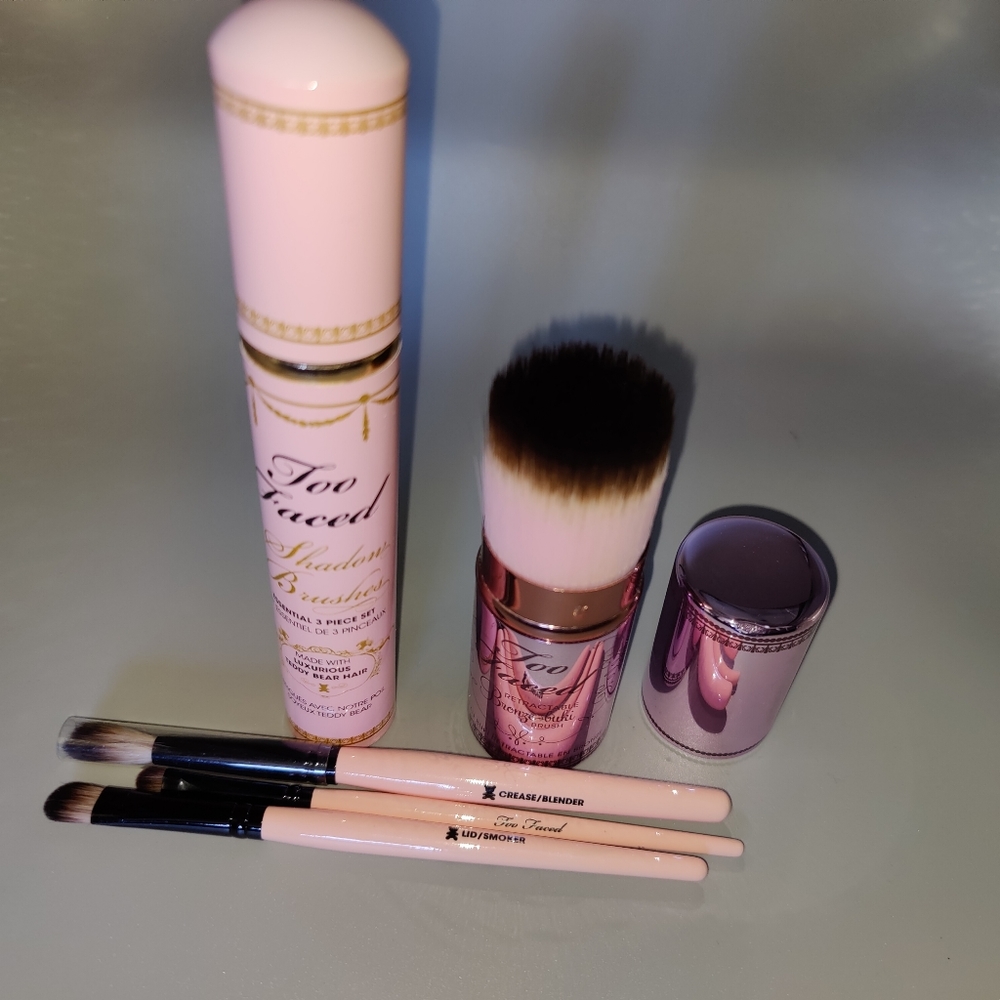 Too faced vintage brush bundle